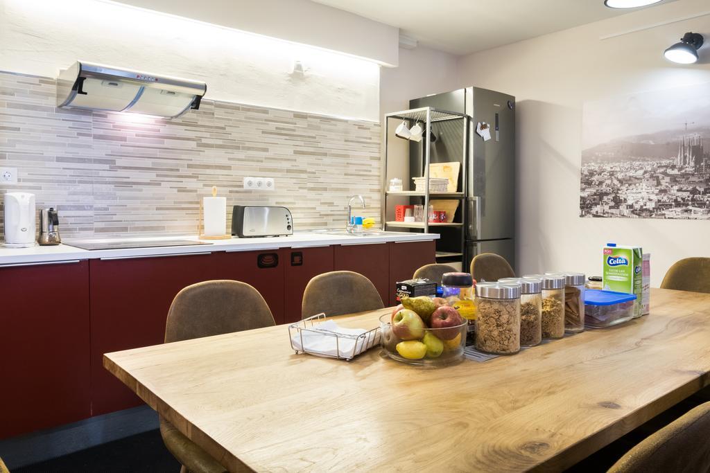 Barcelona&You Hostel Sagrada Familia Albergue *