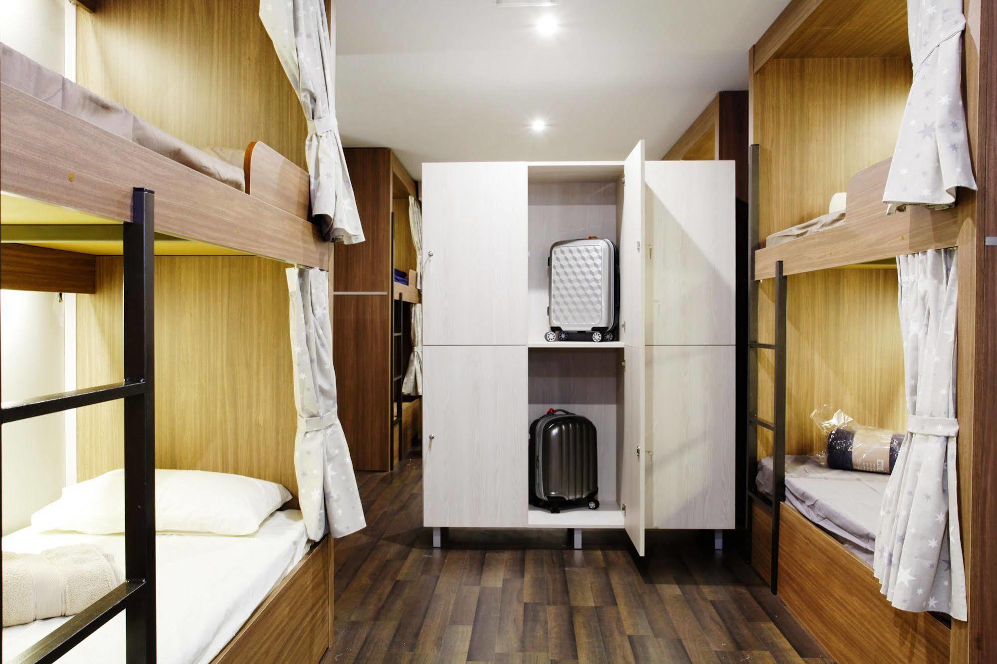 Albergue & Sagrada Familia